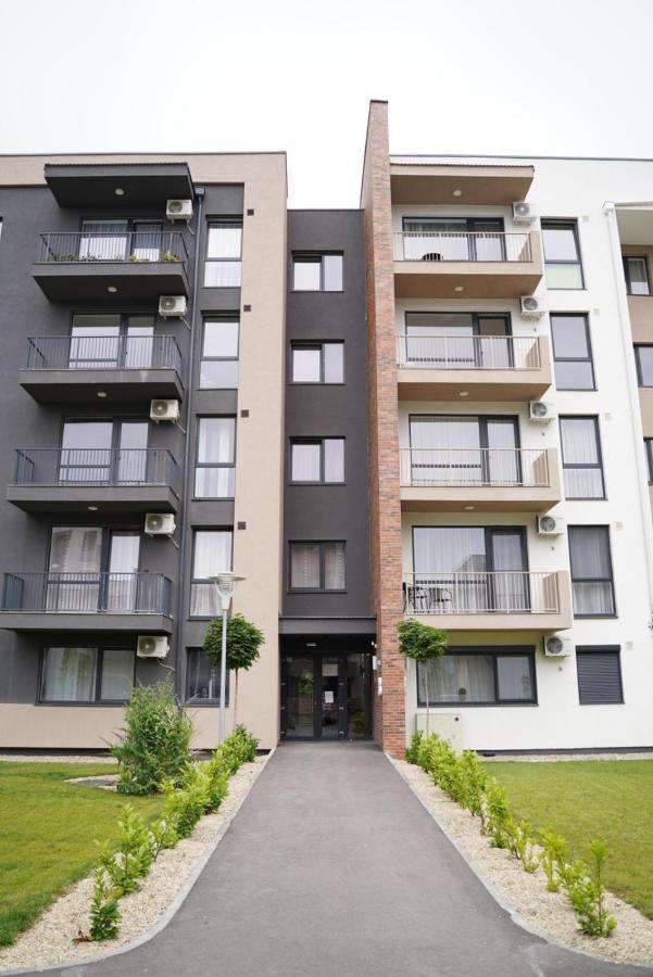Silence Appartments Oradea Exterior photo